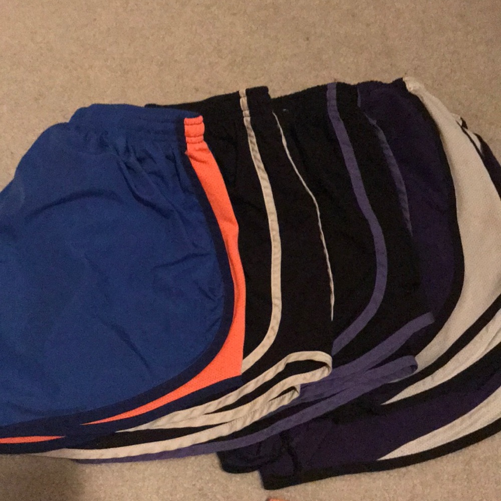 Women’s Nike tempo shorts